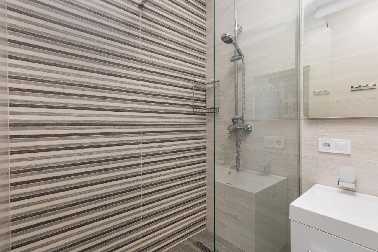 44 Pearl 1-Bedroom Panoramic Sea View Apartment Oldenburg Bagian luar foto